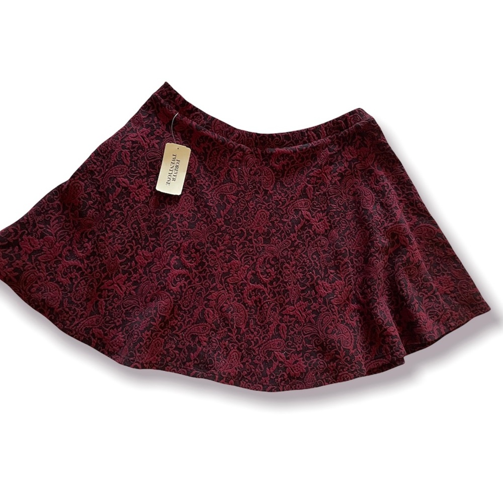 NWT Vintage Black/Burgundy Short Skirt Size M